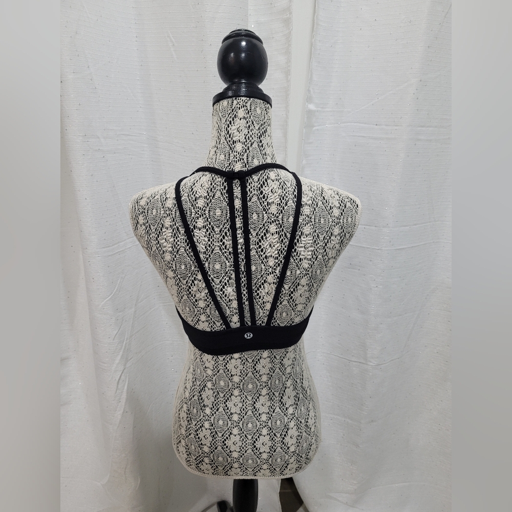 Lululemon Get Set Bra Black Size 8 - Picture 3 of 11